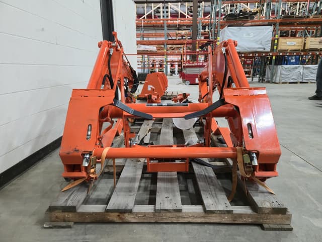 Image of Kubota LA805 equipment image 1