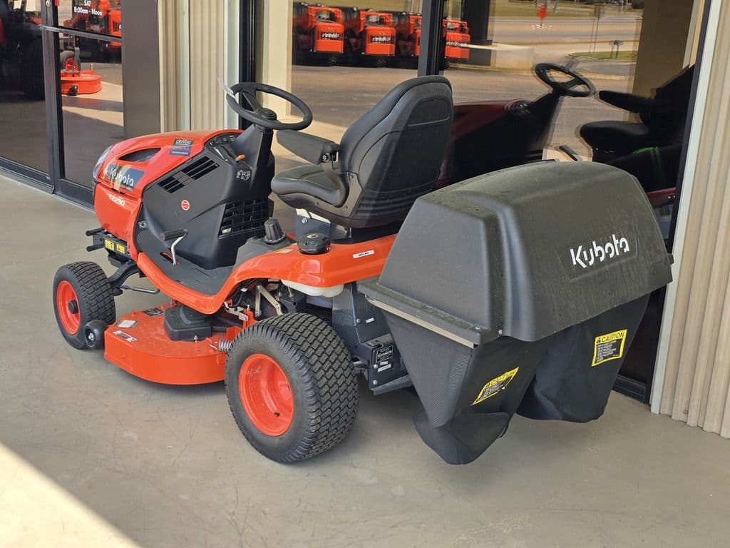 Image of Kubota T2290KWNC-42 Image 0