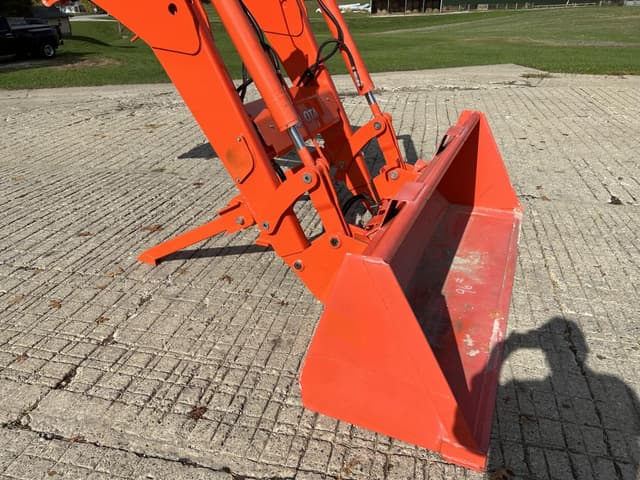 Image of Kubota LM2605 equipment image 4