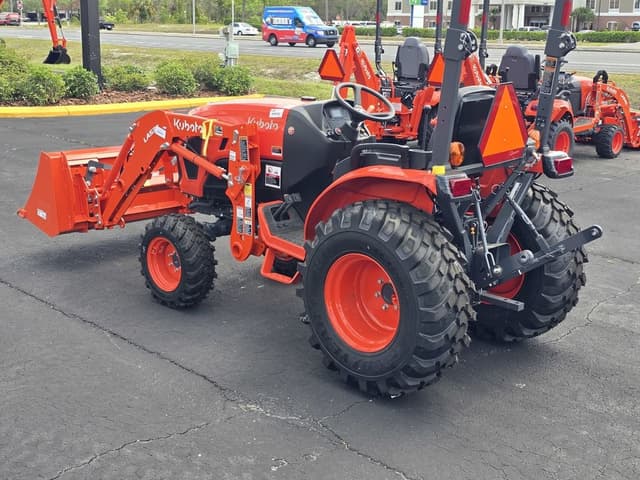 Image of Kubota LX2620 equipment image 2