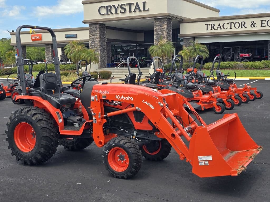 Image of Kubota LX2620 Primary image