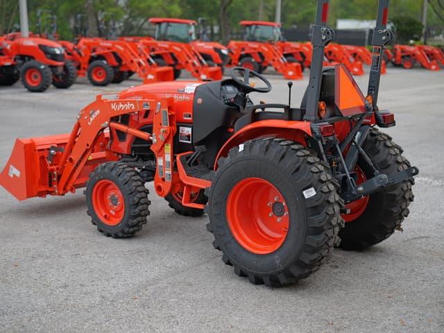 Image of Kubota LX2620 equipment image 2