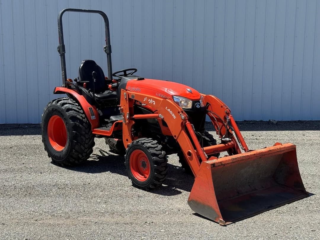 Image of Kubota LX2610 Image 0