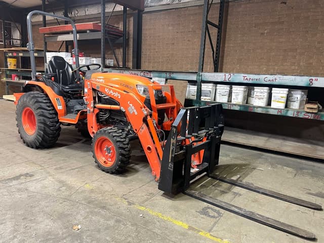 Image of Kubota LX2610 equipment image 2