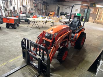 Main image Kubota LX2610