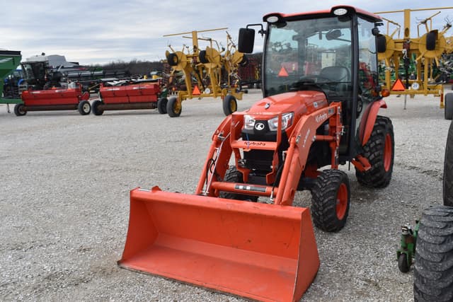 Image of Kubota LX2610 equipment image 2