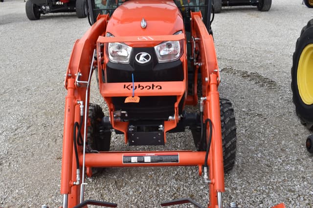 Image of Kubota LX2610 equipment image 4
