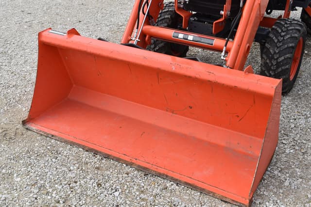 Image of Kubota LX2610 equipment image 3