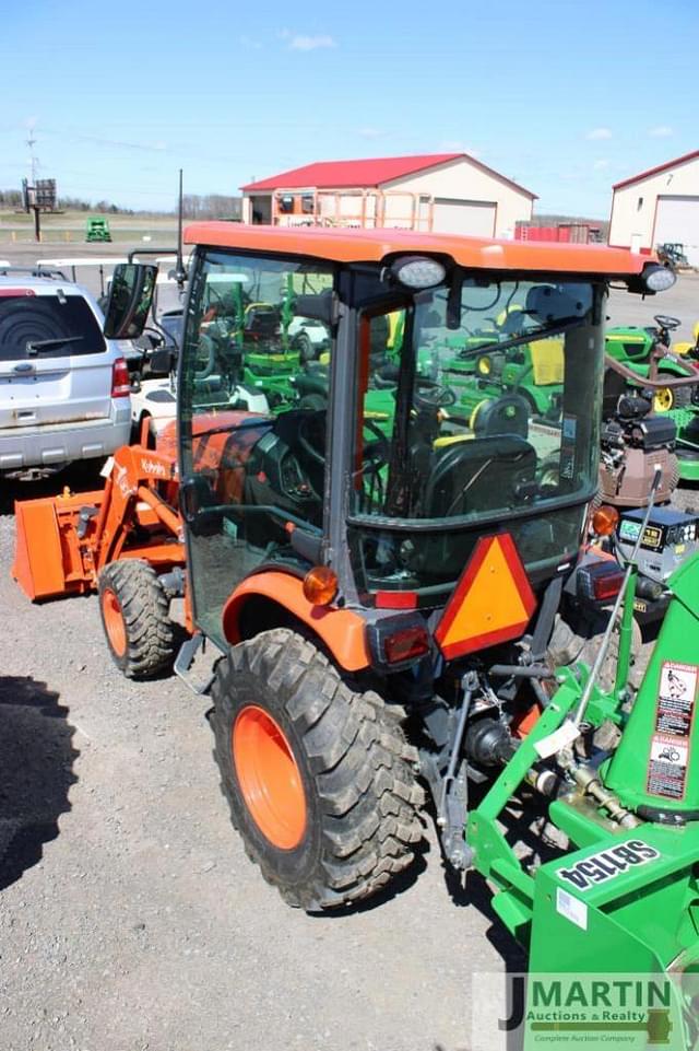 Image of Kubota LX2610 equipment image 3