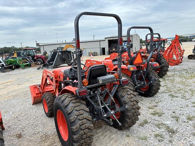 Image of Kubota LX2610SU equipment image 3