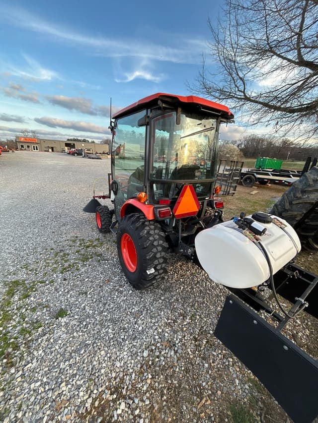 Image of Kubota LX2620 equipment image 4