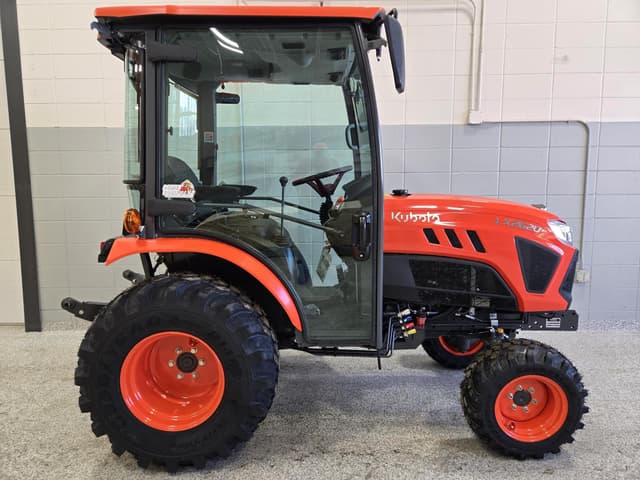 Image of Kubota LX2620HSDC equipment image 3