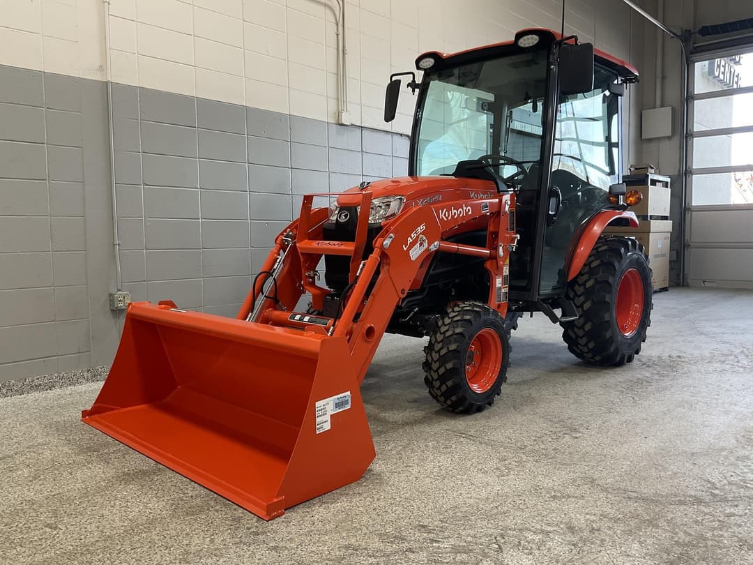 Image of Kubota LX2620HSDC Primary image