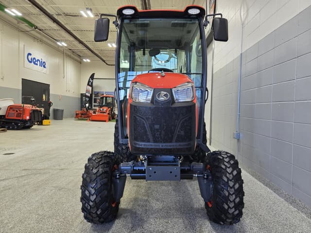 Image of Kubota LX2620HSDC equipment image 1