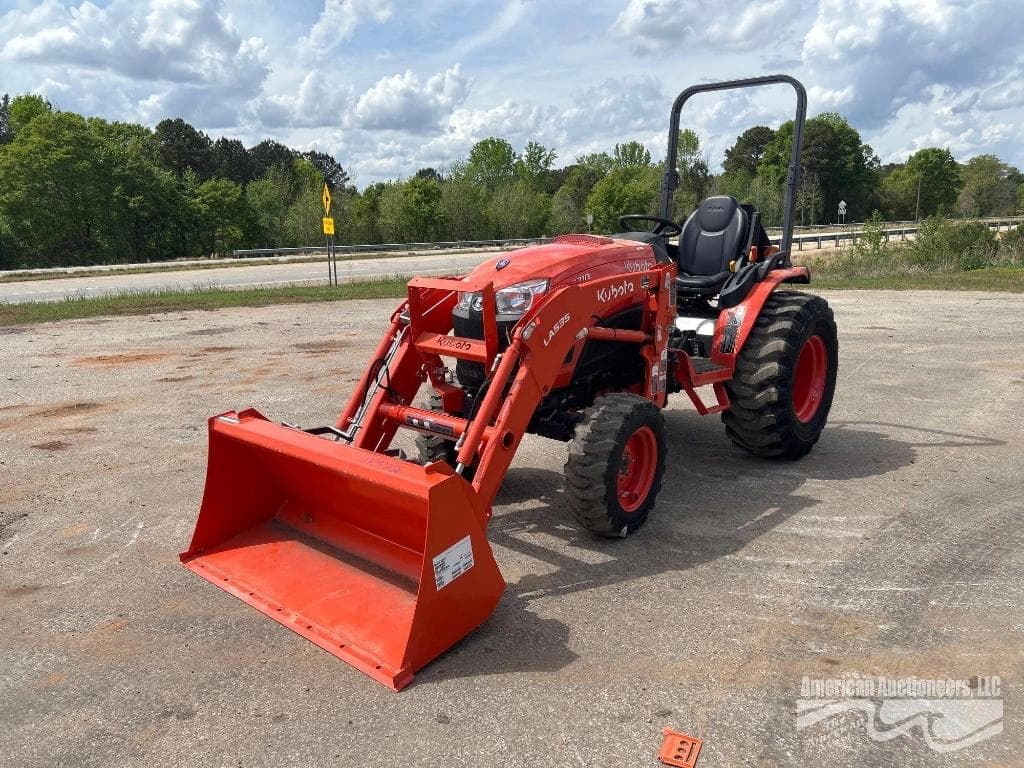 Image of Kubota LX3310HSD Primary image