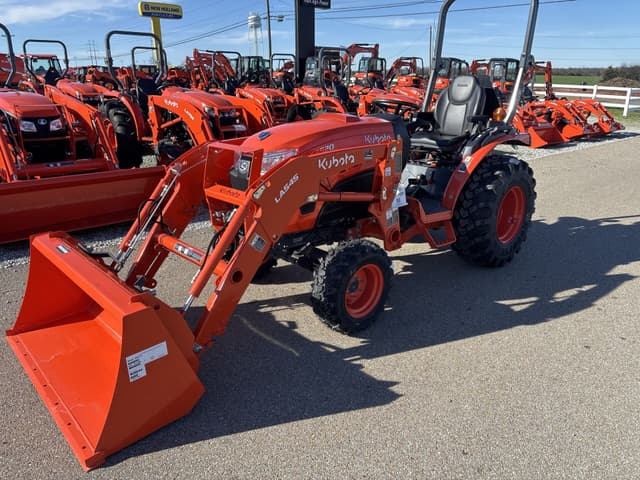 Image of Kubota LX3520 equipment image 3