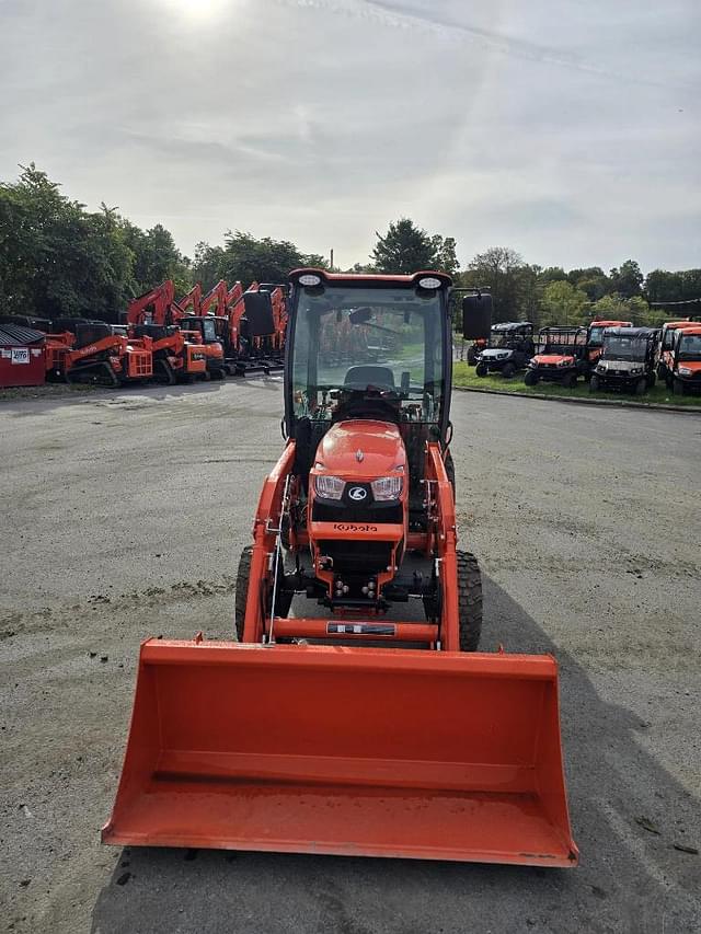 Image of Kubota LX3520 equipment image 2