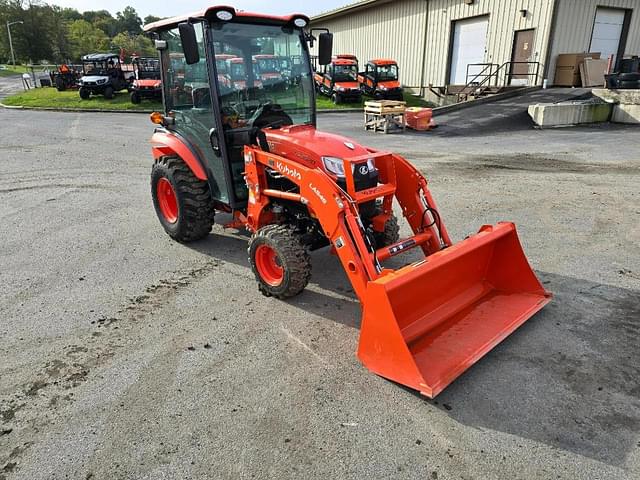 Image of Kubota LX3520 equipment image 3