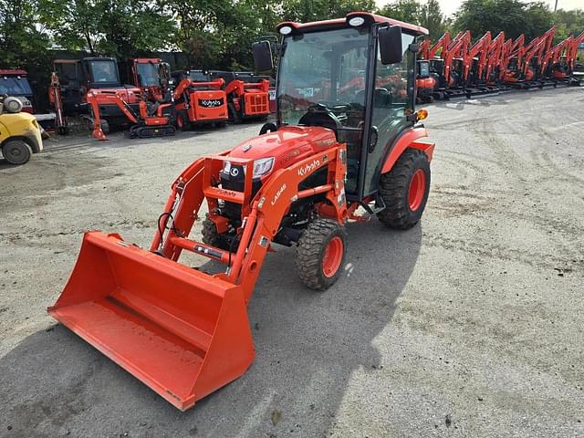 Image of Kubota LX3520 equipment image 1