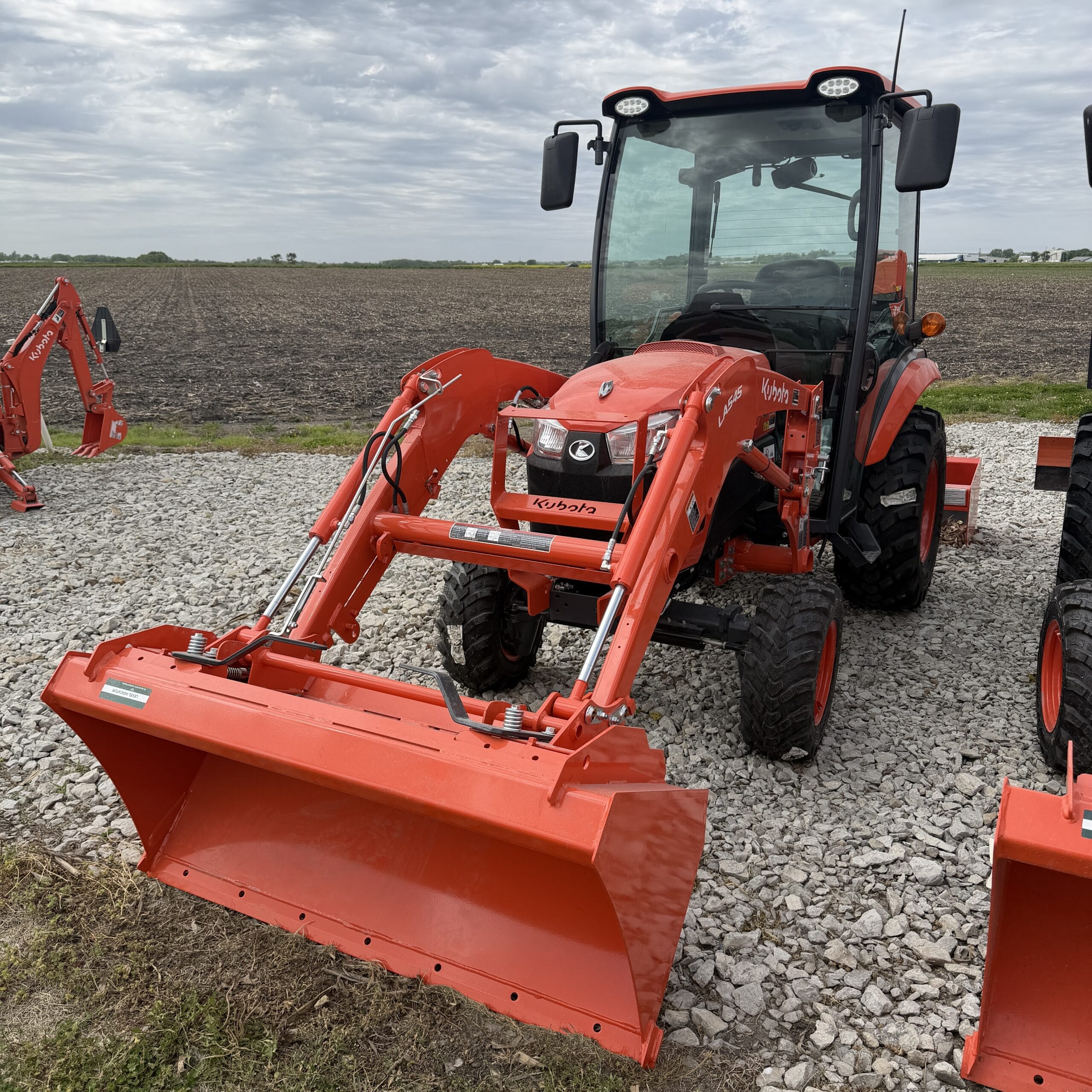 Main image Kubota LX3520