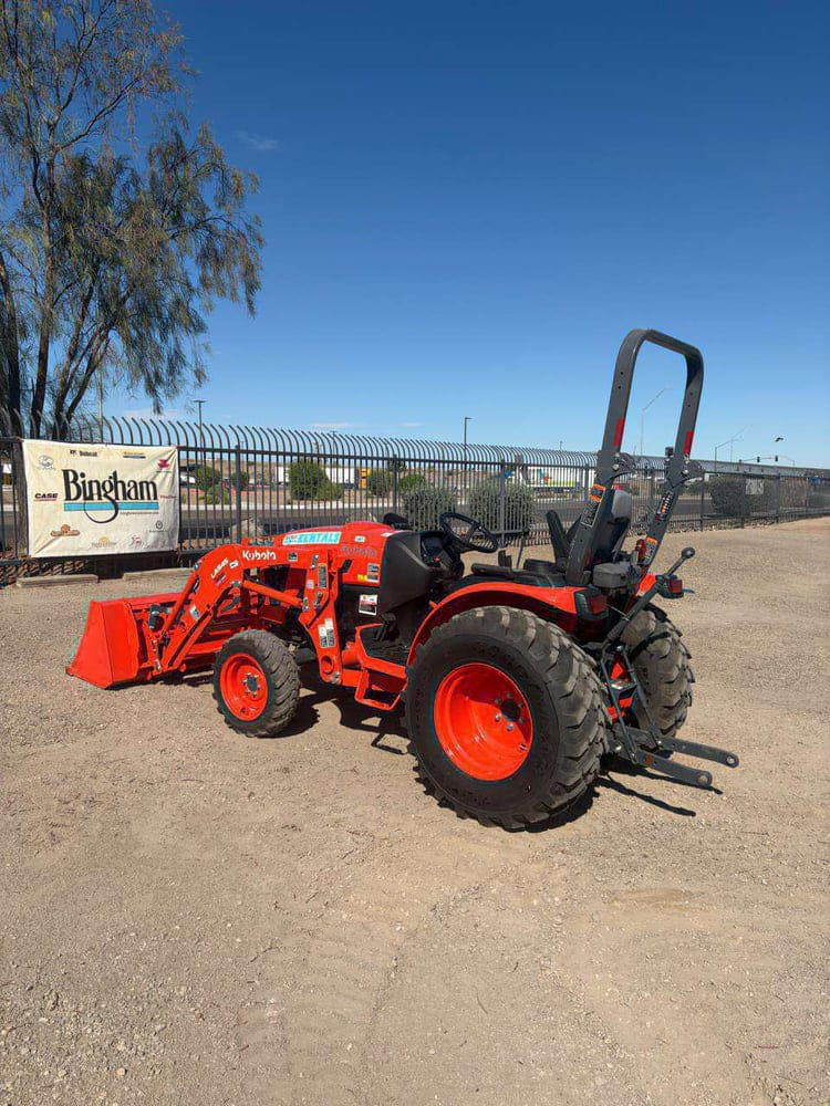 Kubota LX3520HSD Equipment Image0