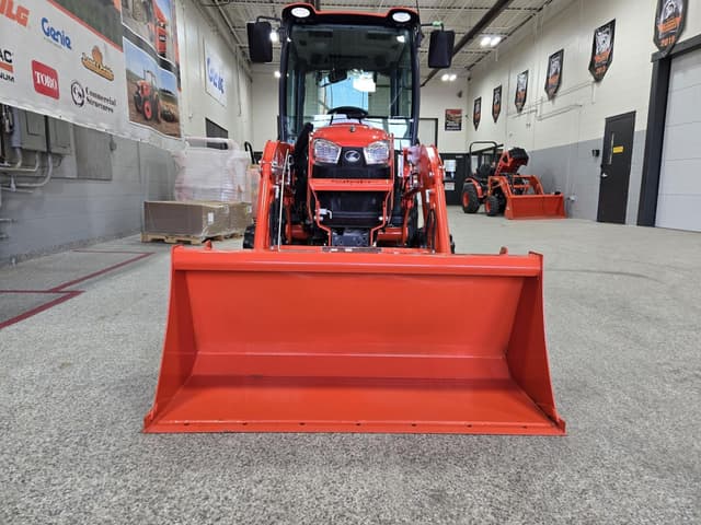 Image of Kubota LX3520HSDC equipment image 2