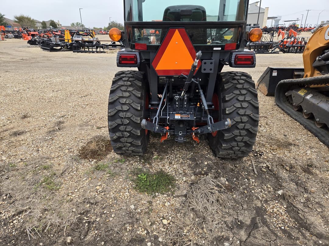 Image of Kubota LX3520SUHSDC Primary Image