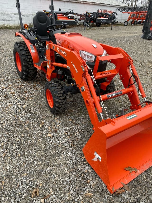 Image of Kubota LX4020 equipment image 1