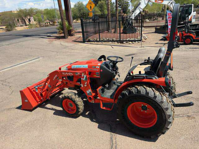 Kubota LX4020 Equipment Image0
