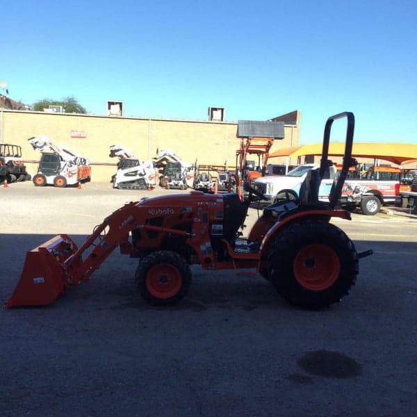 Image of Kubota LX4020 equipment image 4