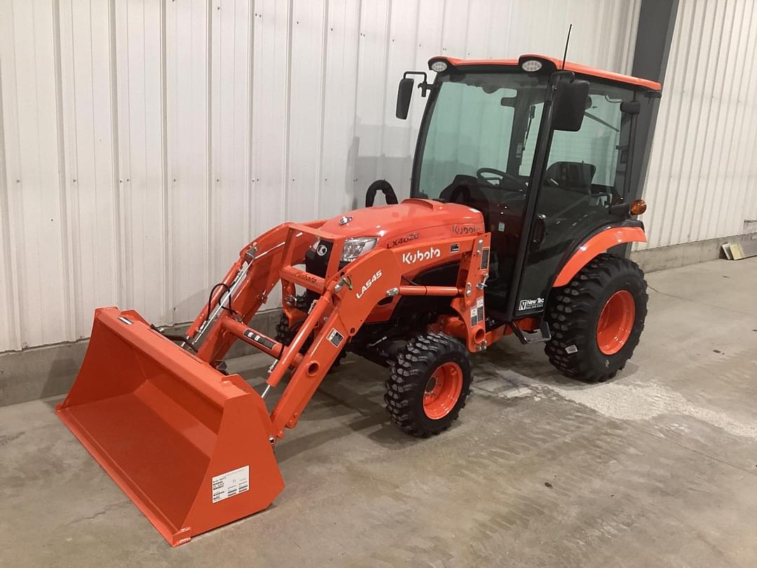 Image of Kubota LX4020HSDC Image 1