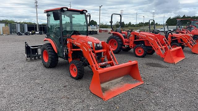 Image of Kubota LX2610HSD equipment image 2