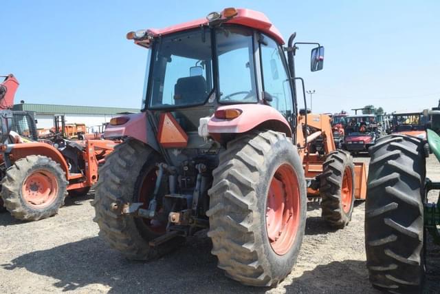 Image of Kubota M7040 equipment image 2