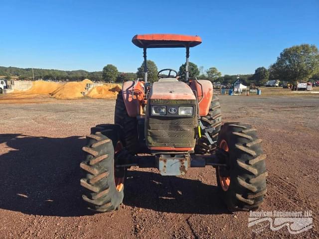 Image of Kubota M105S equipment image 1