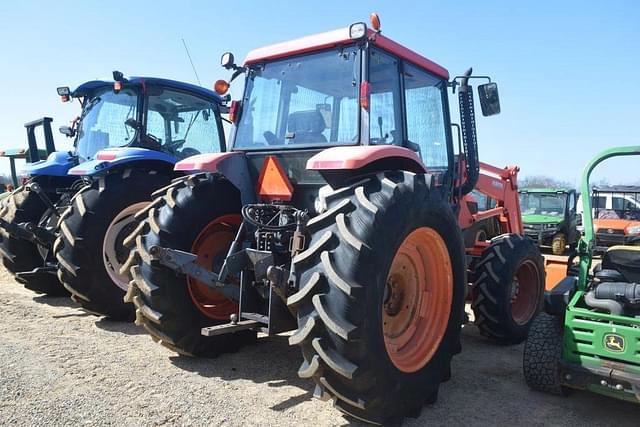 Image of Kubota M105S equipment image 3