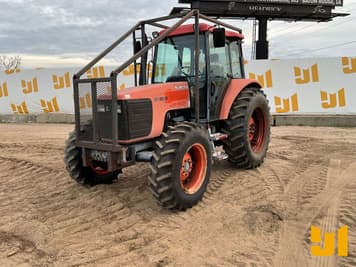 Main image Kubota M105S