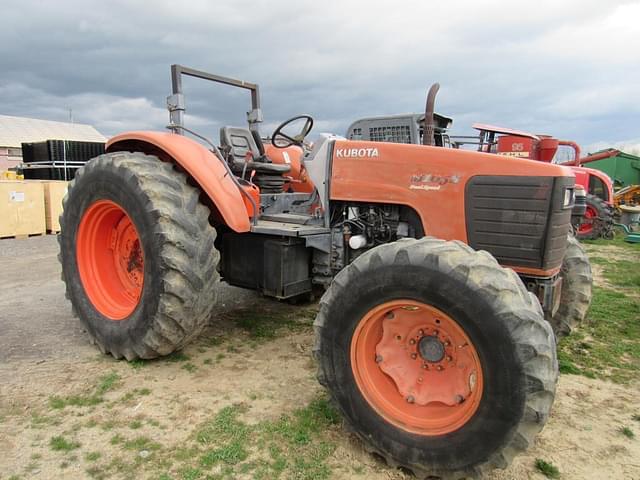 Image of Kubota M105S equipment image 3