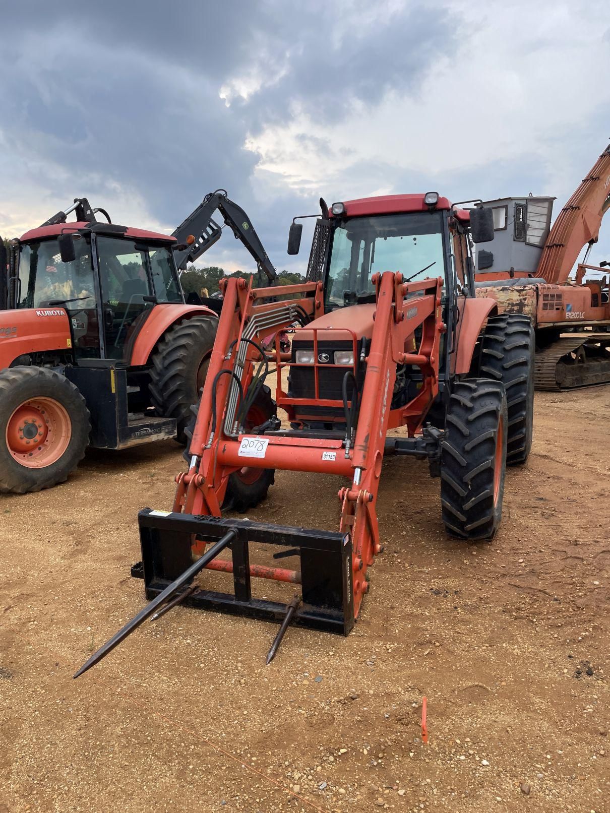 Main image Kubota M105S