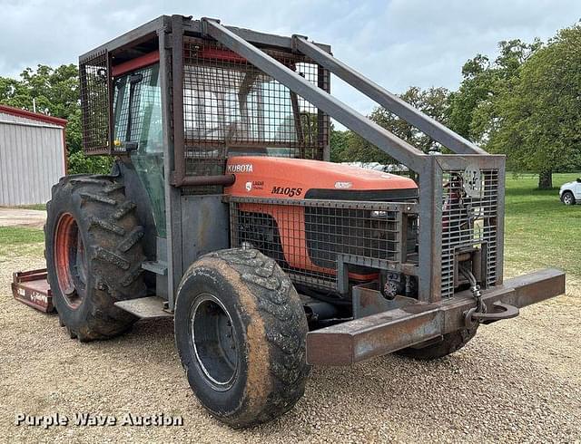 Image of Kubota M105S equipment image 2