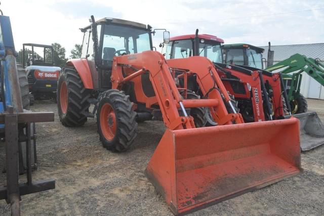 Image of Kubota M108S equipment image 4
