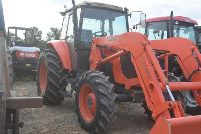 Image of Kubota M108S equipment image 3