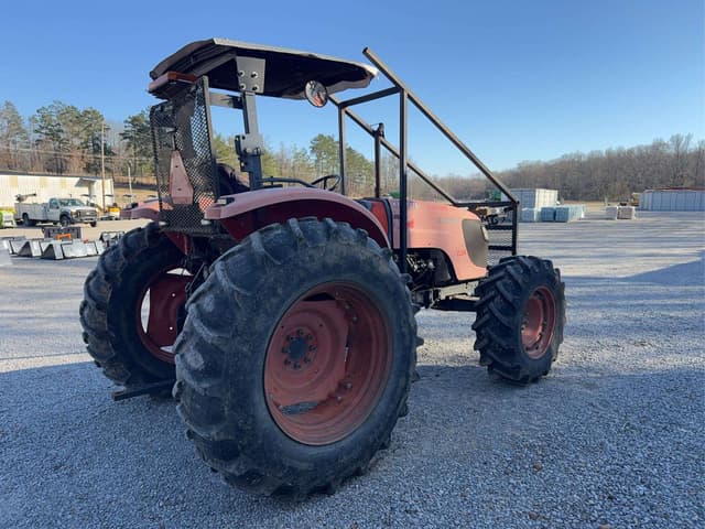 Image of Kubota M108S equipment image 4