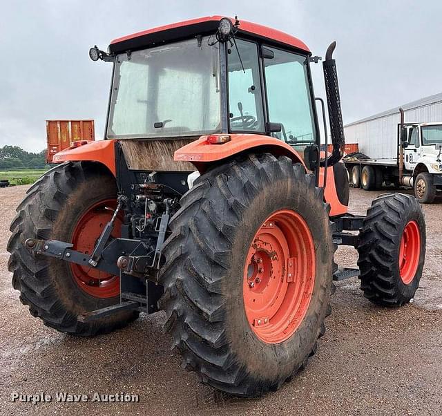 Image of Kubota M108S equipment image 4
