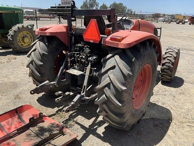 Image of Kubota M108S equipment image 4