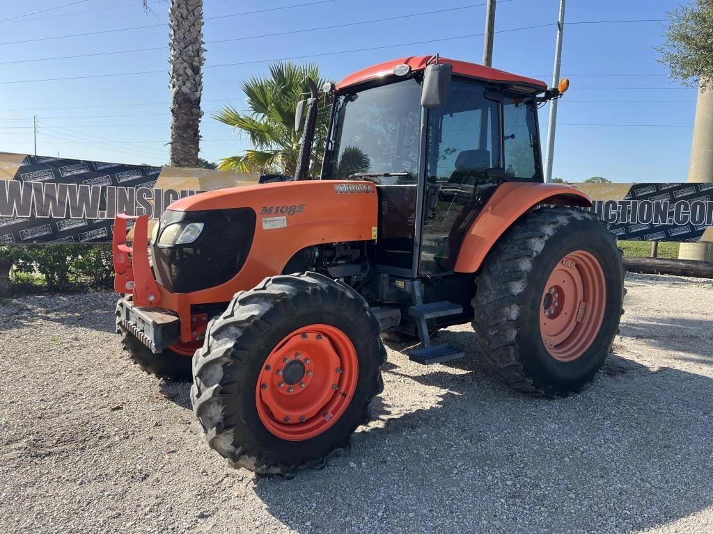 Main image Kubota M108S