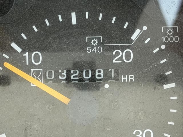 Image of Kubota M110 equipment image 1