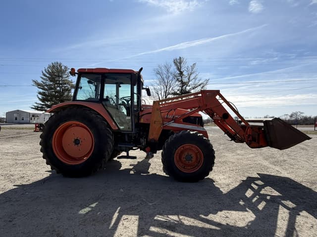 Image of Kubota M125X equipment image 2
