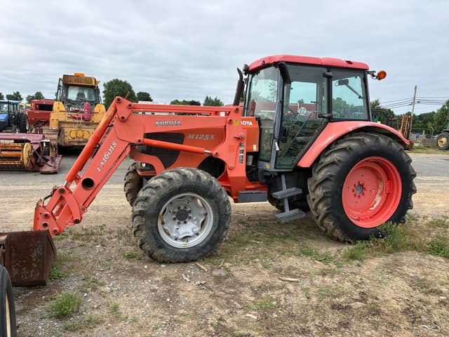 Image of Kubota M125X equipment image 1