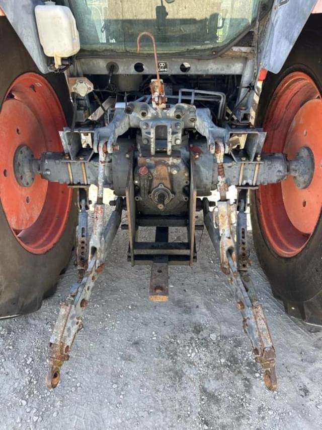 Image of Kubota M125X equipment image 2