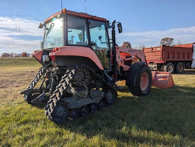 Image of Kubota M126X equipment image 4